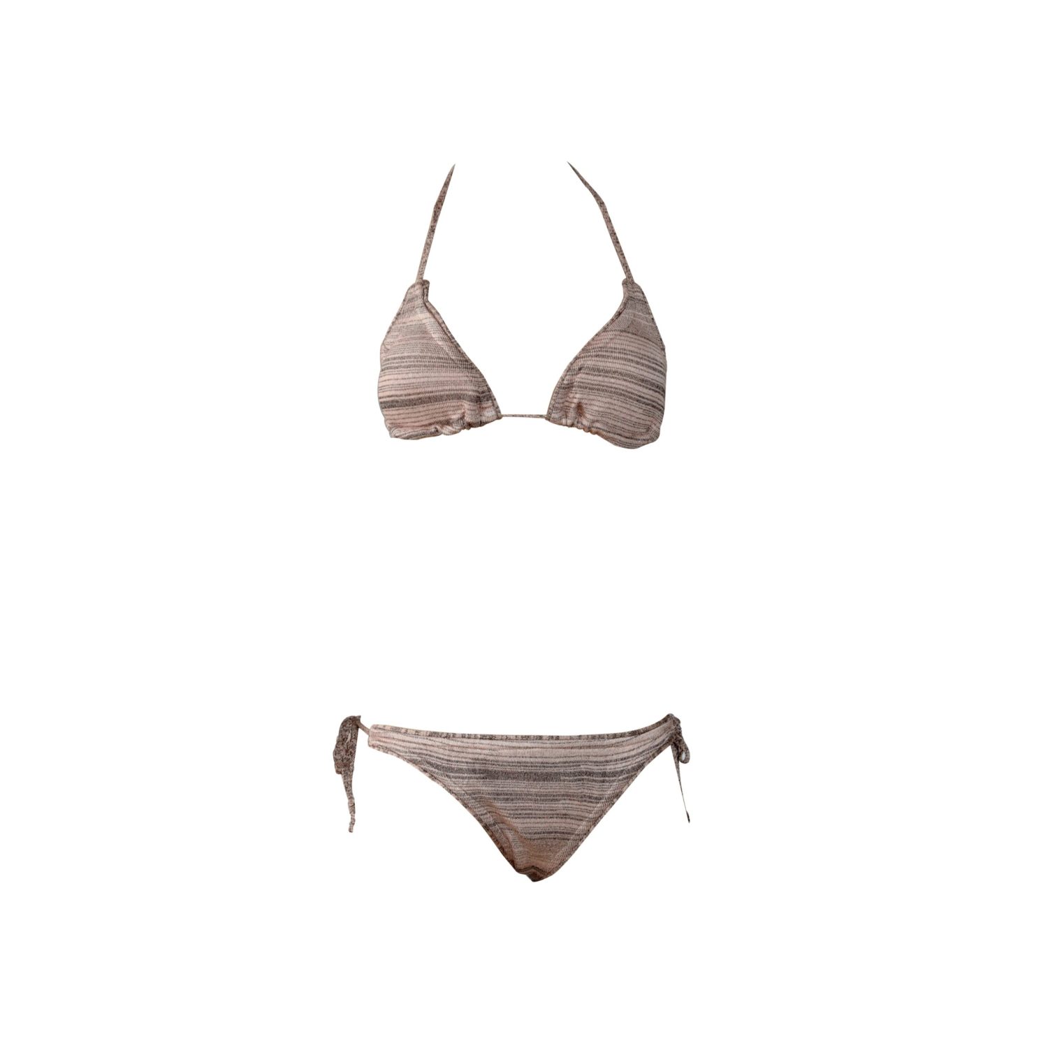 Manju Bikini
